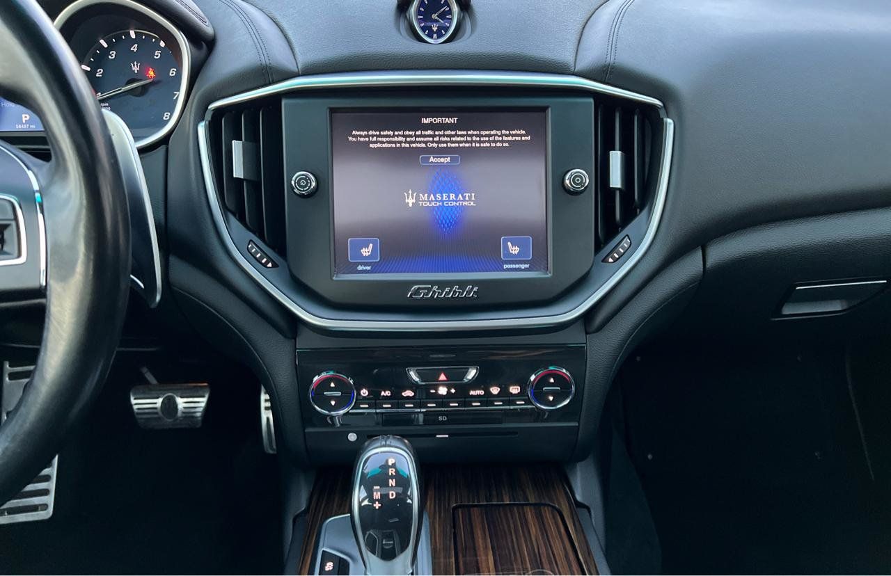 Used 2014 Maserati Ghibli S Q4 AWD/4WD image 26
