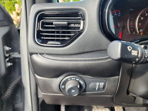 Used 2022 Dodge Durango SRT w/ Technology Group image 29