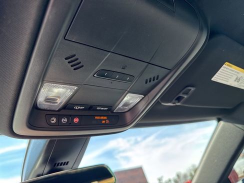 Certified 2024 Cadillac XT5 Luxury image 12