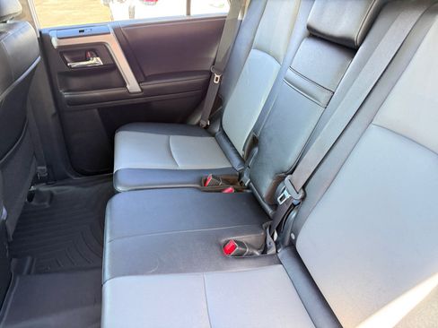 Used 2015 Toyota 4Runner SR5 Premium AWD/4WD image 17