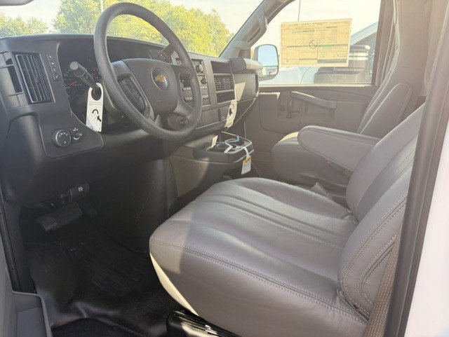 New 2026 Chevrolet Express 3500 Extended w/ Driver Convenience Package RWD image 7
