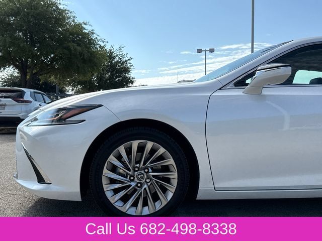 Used 2020 Lexus ES 350 Ultra Luxury w/ Accessory Package 2 FWD image 5