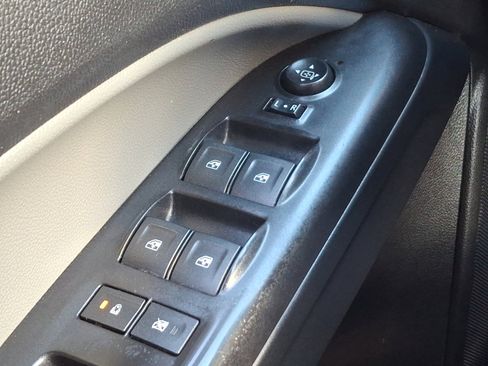 Used 2017 Chevrolet Colorado W/T w/ Custom Special Edition image 21