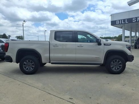New 2026 GMC Sierra 1500 AT4X AWD/4WD image 8