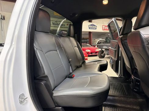 Used 2022 RAM 2500 Tradesman w/ Protection Group AWD/4WD image 39
