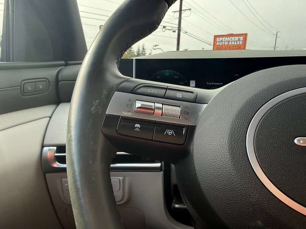 Certified 2026 Hyundai Tucson Limited AWD/4WD image 30