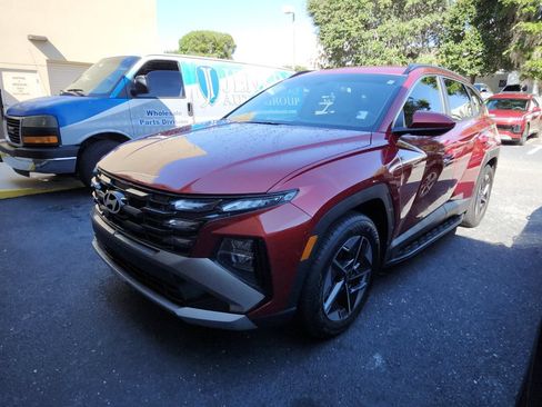 Certified 2025 Hyundai Tucson SEL FWD image 5