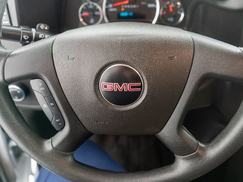 Used 2024 GMC Savana 2500 w/ Driver Convenience Package image 13