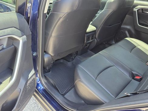 Used 2021 Toyota RAV4 XLE Premium FWD image 29