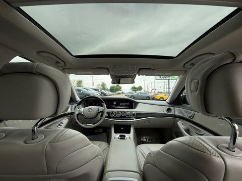 Used 2015 Mercedes-Benz S 550 Sedan image 25
