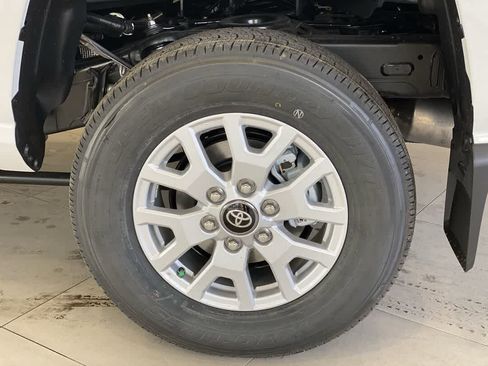 New 2026 Toyota Tacoma SR5 image 13