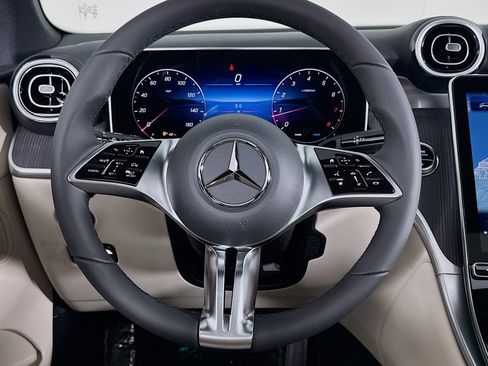 New 2026 Mercedes-Benz GLC 300 image 17