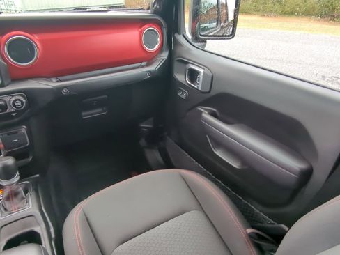 Certified 2023 Jeep Gladiator Rubicon image 15