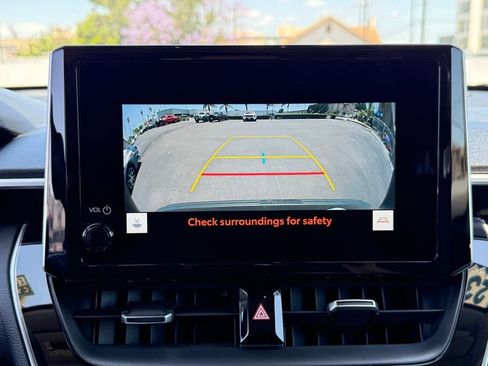 Certified 2023 Toyota Corolla Cross XLE w/ Convenience Package FWD image 29