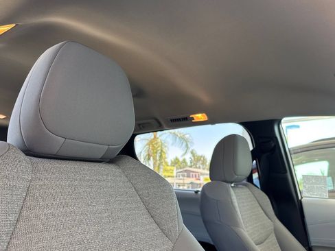 Certified 2026 Toyota Sienna LE FWD image 23