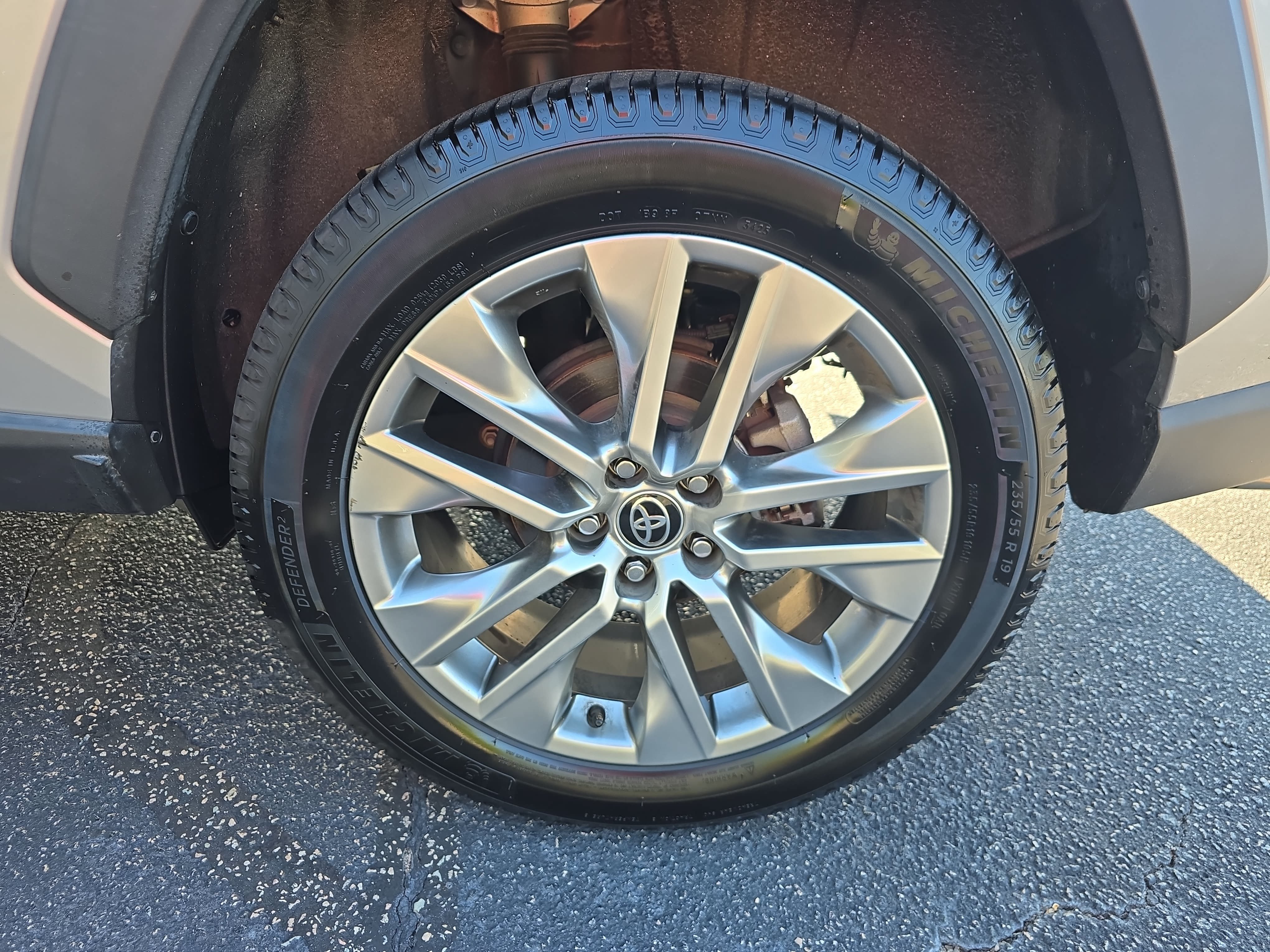 Used 2022 Toyota RAV4 XLE Premium FWD image 33