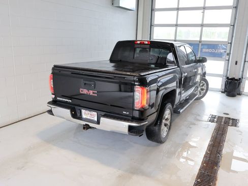 Used 2018 GMC Sierra 1500 SLT w/ SLT Premium Package AWD/4WD image 47