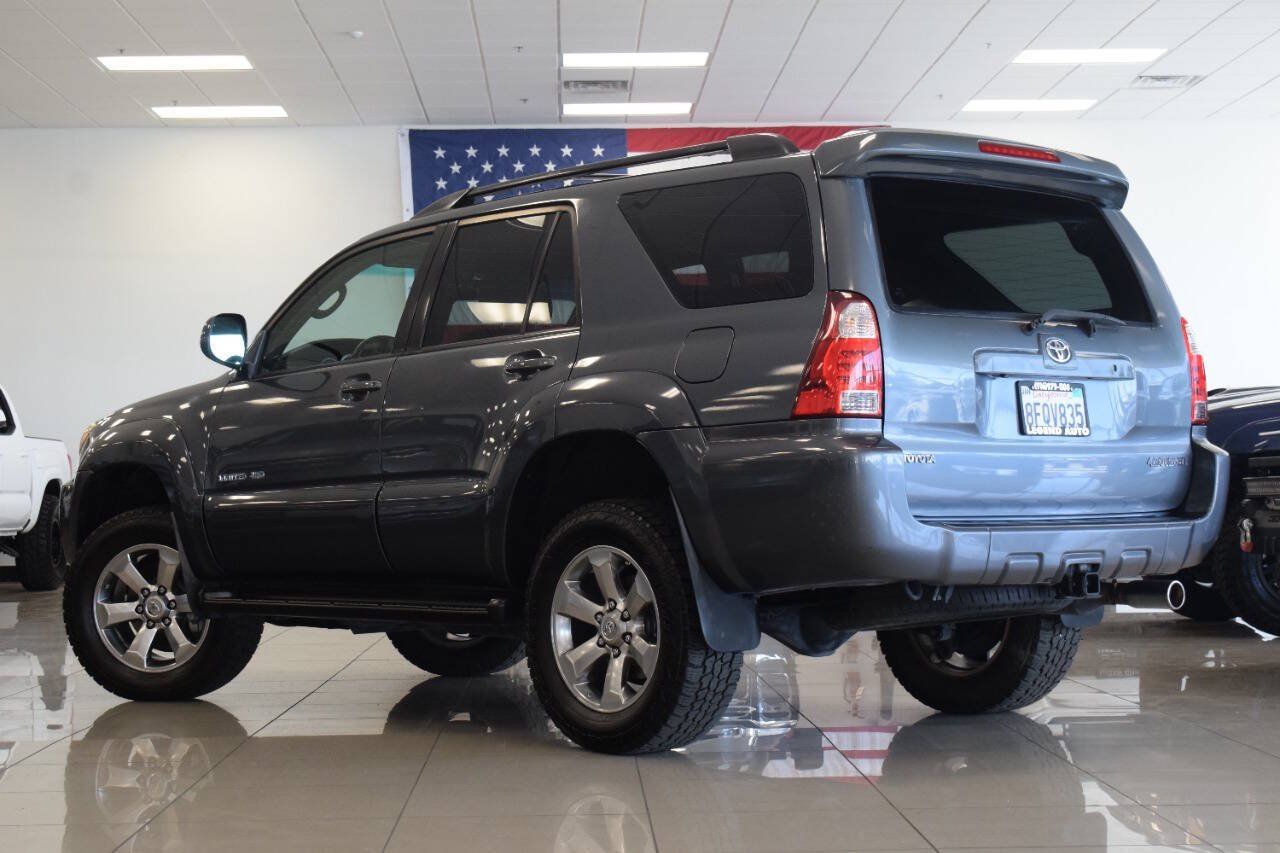 Used 2007 Toyota 4Runner Limited AWD/4WD image 4