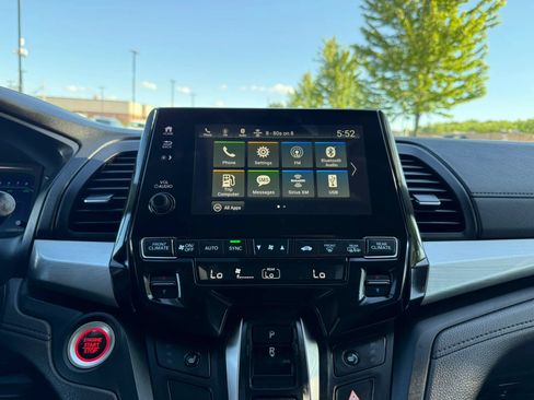 Used 2018 Honda Odyssey EX-L image 37