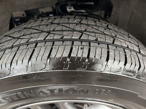 Certified 2023 Nissan Rogue S image 44