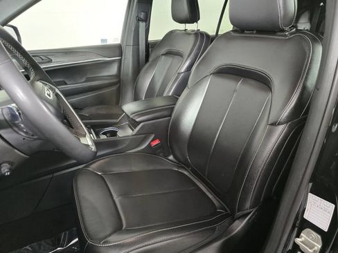 Used 2024 Jeep Grand Cherokee L Limited w/ Luxury Tech Group II AWD/4WD image 24