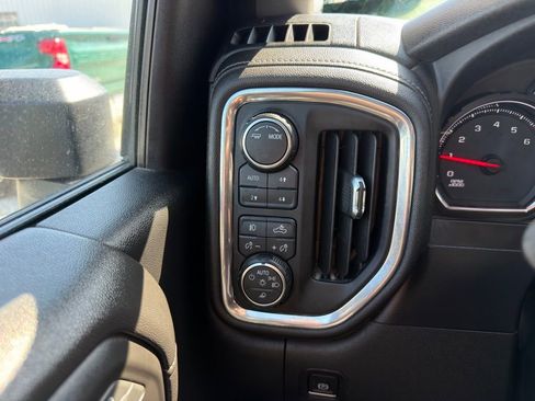 Used 2020 Chevrolet Silverado 2500 LT w/ All Star Edition image 10