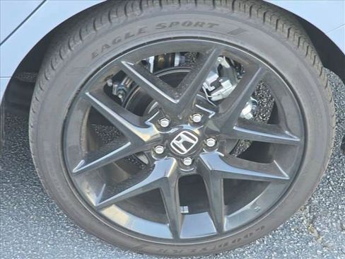 Used 2024 Honda Civic Sport image 25