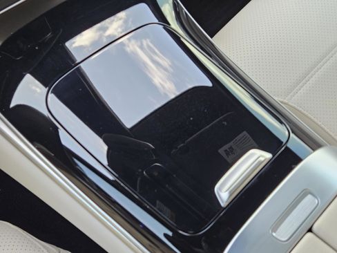 Certified 2026 Mercedes-Benz GLC 300 image 11