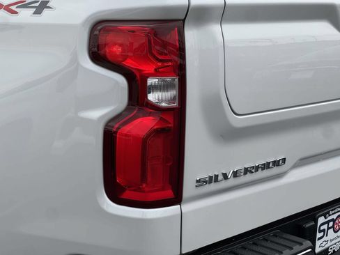 Used 2023 Chevrolet Silverado 1500 LTZ w/ LTZ Convenience Package II AWD/4WD image 29