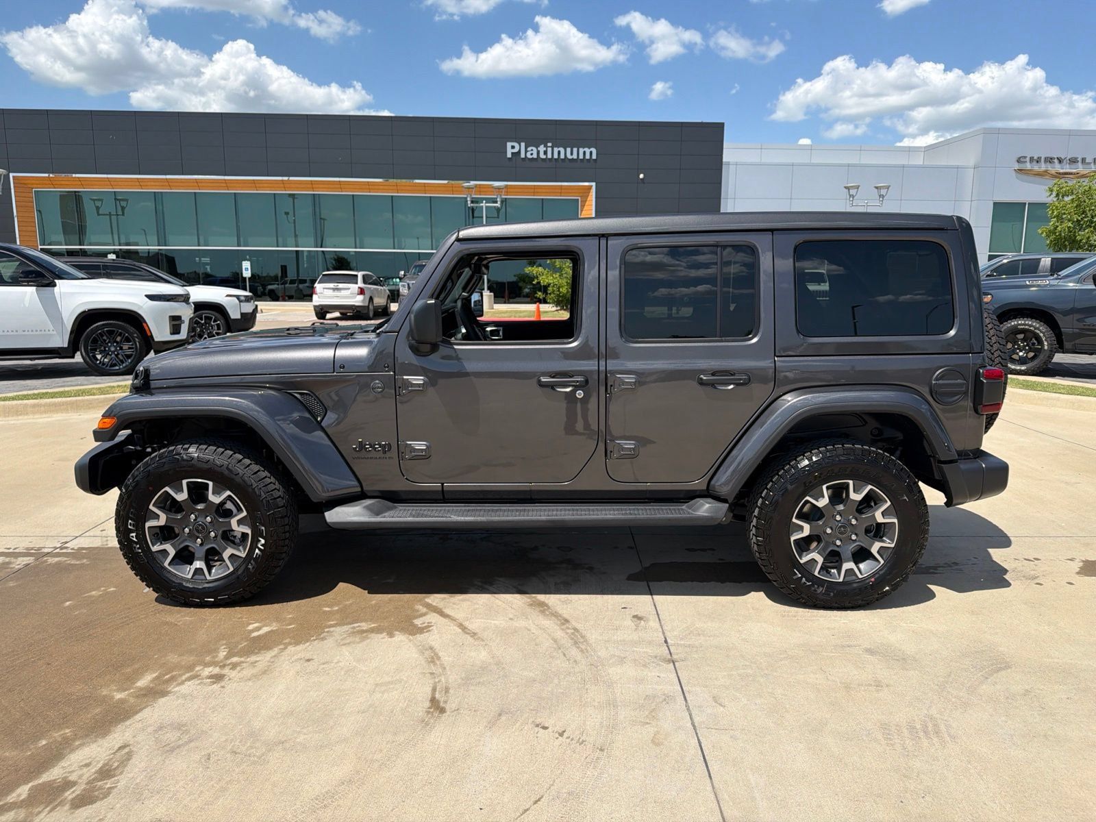 New 2026 Jeep Wrangler Unlimited Sahara AWD/4WD image 2