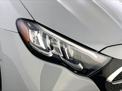 New 2026 Mercedes-Benz E 350 4MATIC Sedan image 16