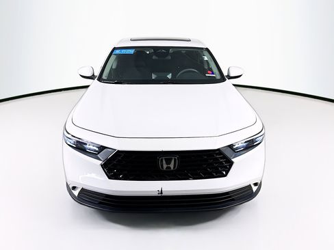 Certified 2023 Honda Accord EX image 3