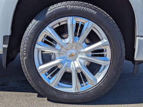 Certified 2025 Chevrolet Silverado 1500 RST AWD/4WD image 51