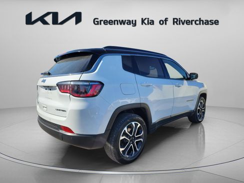 Used 2024 Jeep Compass Limited image 6