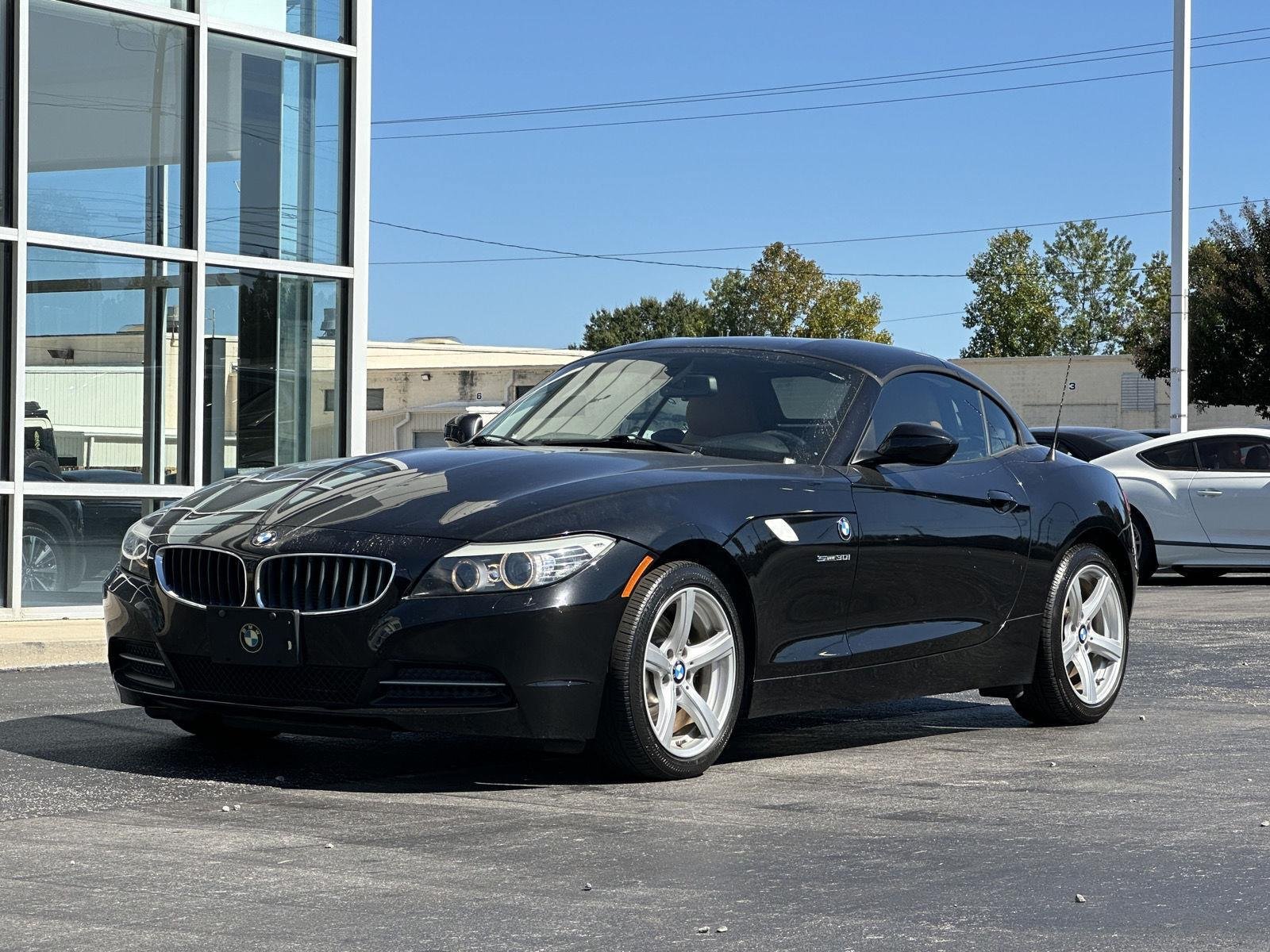 Used 2011 BMW Z4 sDrive30i RWD image 1