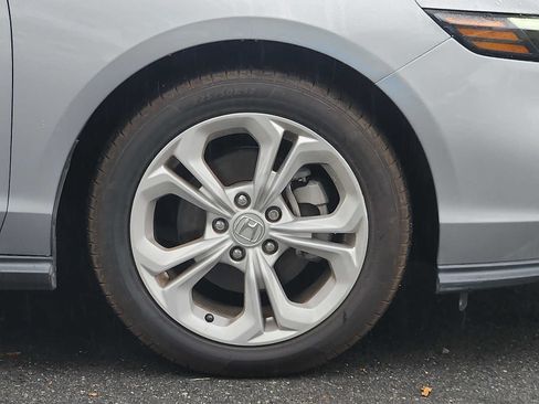 Used 2023 Honda Accord LX image 8