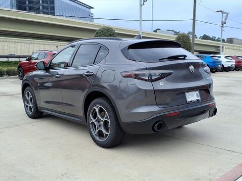 New 2025 Alfa Romeo Stelvio Sprint w/ Convenience Package image 9