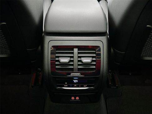 Used 2024 BMW X3 M40i w/ Premium Package image 27