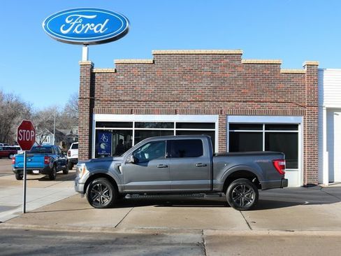 Used 2023 Ford F150 Lariat image 1