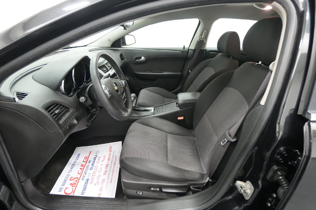 Used 2010 Chevrolet Malibu LT w/ Power Convenience Package FWD image 14