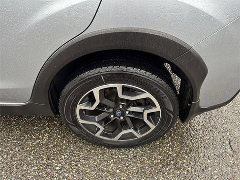 Used 2017 Subaru Crosstrek 2.0i Premium image 23