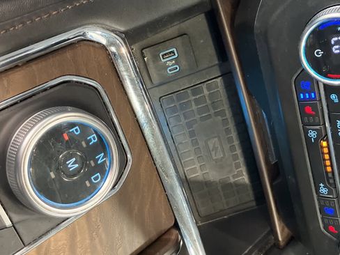 Used 2021 Ford Expedition Max Platinum image 24