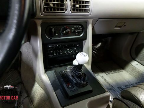 Used 1990 Ford Mustang LX RWD image 81