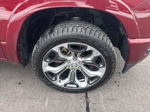 Used 2019 RAM 1500 Limited image 9