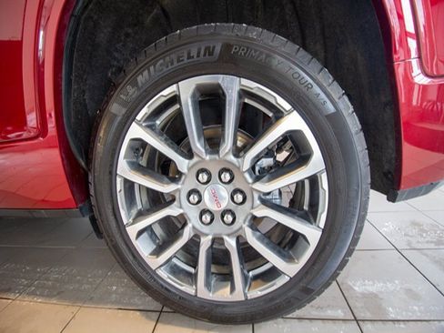 Certified 2023 GMC Acadia Denali w/ Denali Ultimate Package image 26