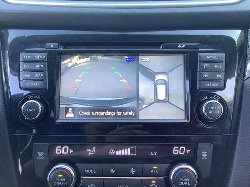 Used 2015 Nissan Rogue SL w/ SL Premium Package AWD/4WD image 22