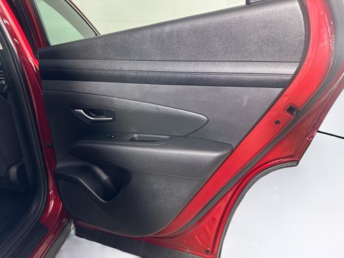 Used 2025 Hyundai Tucson SEL AWD/4WD image 30