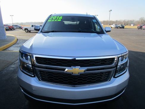 Used 2016 Chevrolet Suburban LS w/ Max Trailering Package image 8