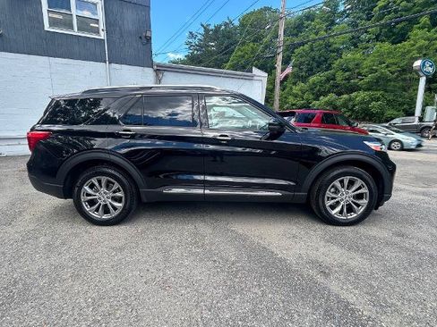 Certified 2023 Ford Explorer Limited w/ Limited Technology Package AWD/4WD image 1