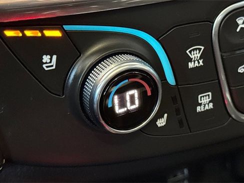 Used 2022 Chevrolet Traverse Premier w/ LPO, Floor Liner Package image 30